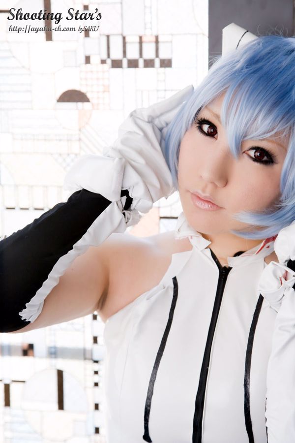 1 том Мару と ВСЕ Шинода Марико в Лос-Анджелесе!!" [Weekly Young Jump] Фотожурнал № 04-05, 2015 г.
