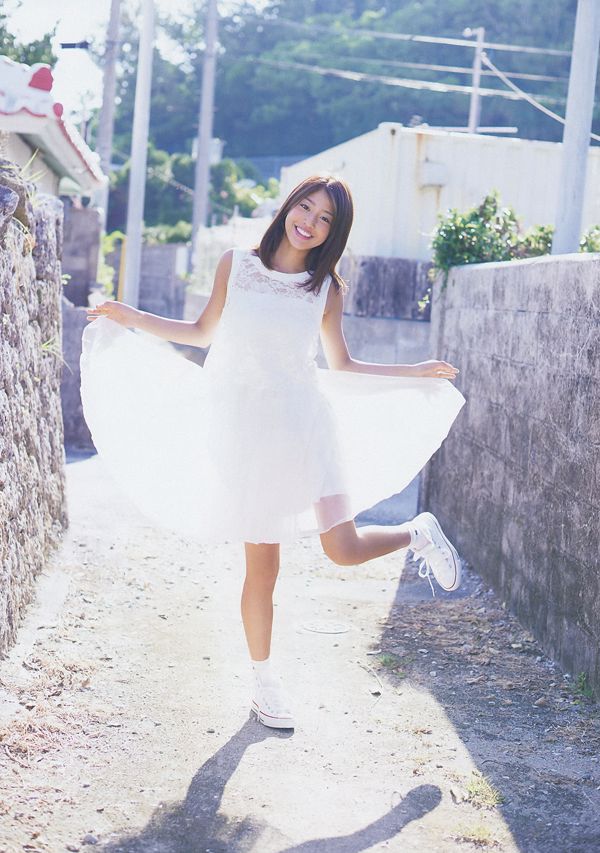[Weekly Big Comic Spirits] 岡副麻希 2014年No.48 写真杂志