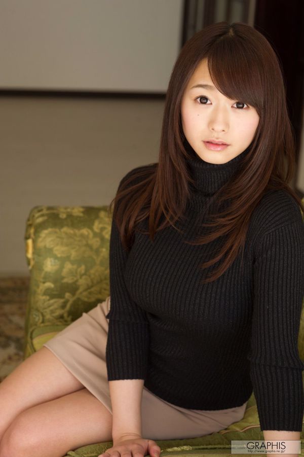 Shiraishi Molina "Baby Face" [Graphis] Gals