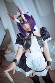 [Internet Celebrity COSER Photo] Anime-Blogger Mime Mimei - Wein und Kinderdiener