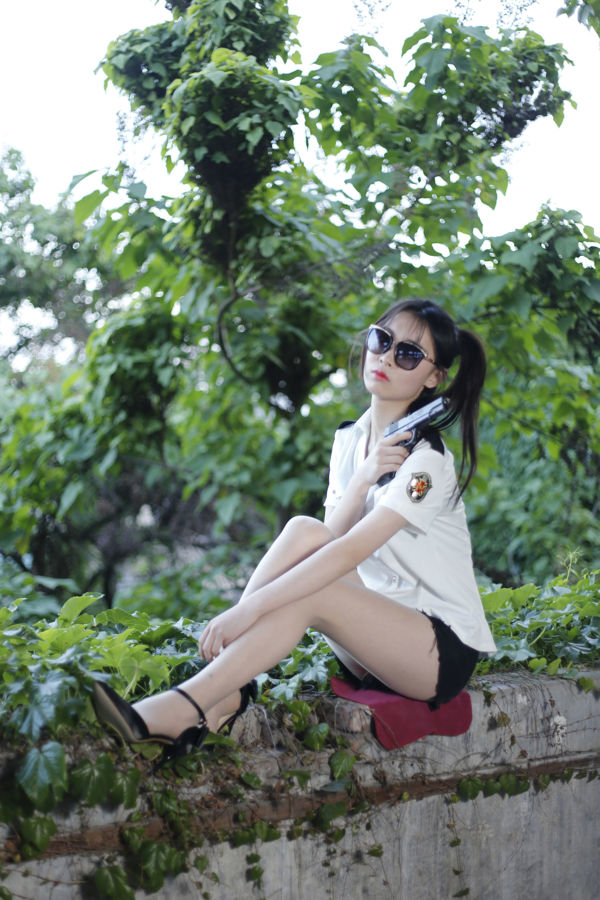 [Ness] NO.123 Xiaoxian, ¿por qué no usas los zapatos correctamente?
