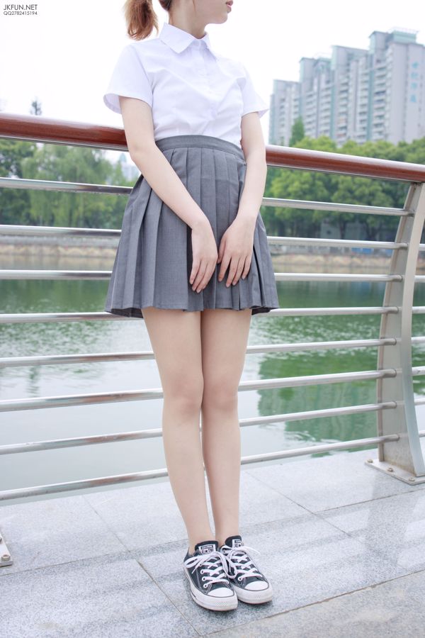 卉子《 สเต็กเนื้อ 10D》 [โมริ萝财团] JKFUN-005