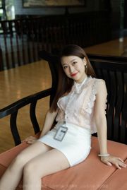 [IESS 奇思趣向] Modèle : Xiaojie "Belle vendeuse de jambes"