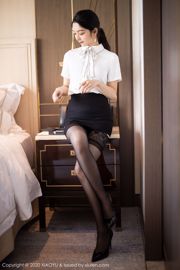 [语 画 界 XIAOYU] Vol.258 안젤라 리틀 레바 "OL in Black Stockings"