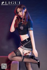 Model 诺言《黑丝女警镣铐丝足》[丽柜贵足LiGui] 美腿玉足写真图片