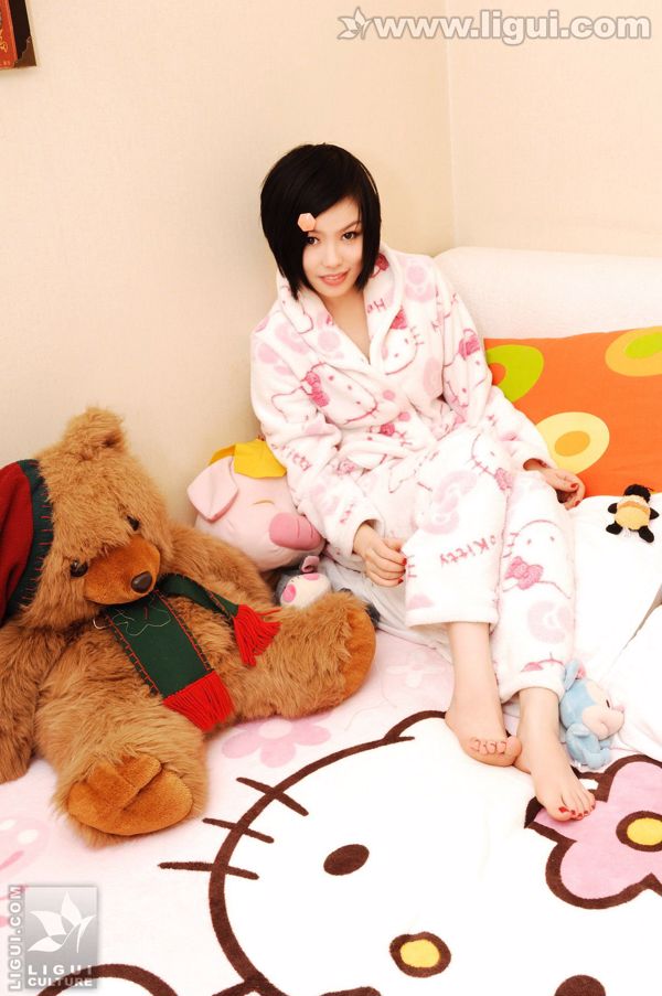 Modello "Cute Pyjama Foot Show" [Ligui LiGui] Stockings Foot Photo Picture
