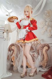 [美女Coser] 雯妹 《尼禄女仆》