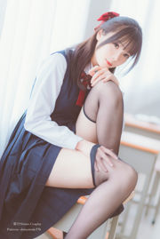 [Internet-beroemdheid COSER-foto] Weibo-meisje Zhishuangyue shimo - de verleiding van JK-schooluniform