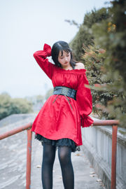 [Meow Sugar Movie] VOL.453 adorable Duan Xuan - Conjunto de fotos en rojo y negro